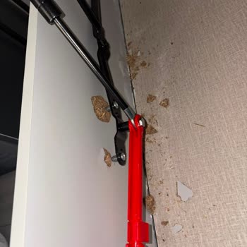 Kelebek Mobilya’da Montaj Sonrası Karyola Sunta Parçalanması Ve Garanti İhlali
