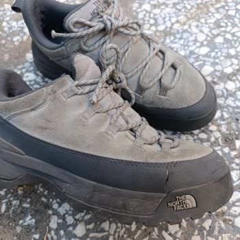 The North Face Shoes Bought on Epttavm Tear After Just One Month of Use
