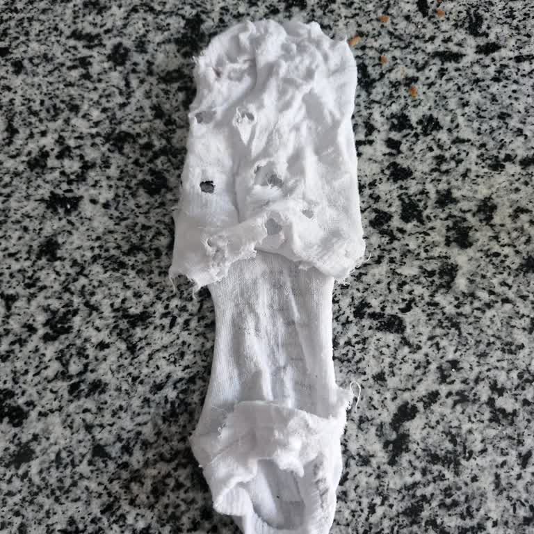 Arçelik Çamaşır Makinesi Çamaşırları Yırtıyor Ve Servis Çözüm Sunmuyor