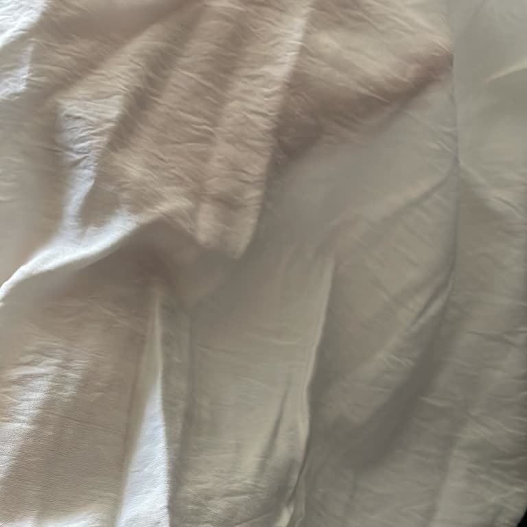 Eksik Pantolon Ve İç Gösteren Takım İçin İade Talebi