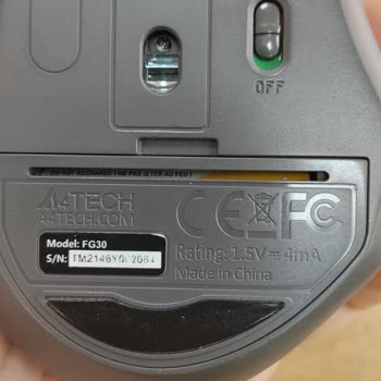 A4 Tech Mauseun Dış Yüzeyi Adeta Kir ve Leke İçindeymiş Gibi Oldu