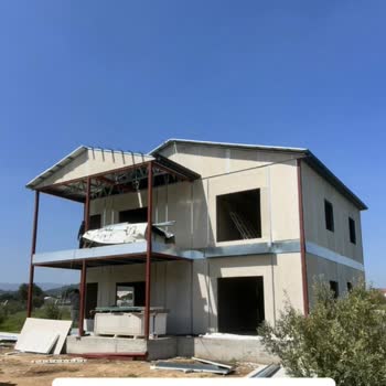 Kuzeyli Yapı Halen Kaba İnşaat Aşamasında Olup Çalışmalar Durmuştur