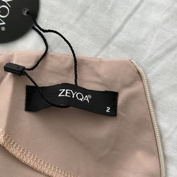 Zeyqa.tr'den Aldığım Defolu Elbiselerin İadesi Reddedildi