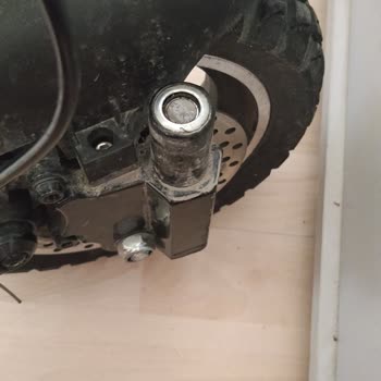 Garanti Kapsamındaki Scooter Süspansiyon Arızasında Çifte Ücret Talebi