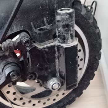 Garanti Kapsamındaki Scooter Süspansiyon Arızasında Çifte Ücret Talebi
