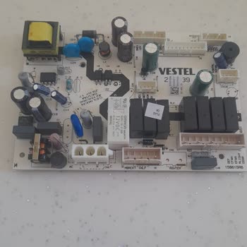 Vestel Buzdolabında Kart Değişimi Sonrası Sorun Devam Ediyor Ve Ücret İadesi Talebi