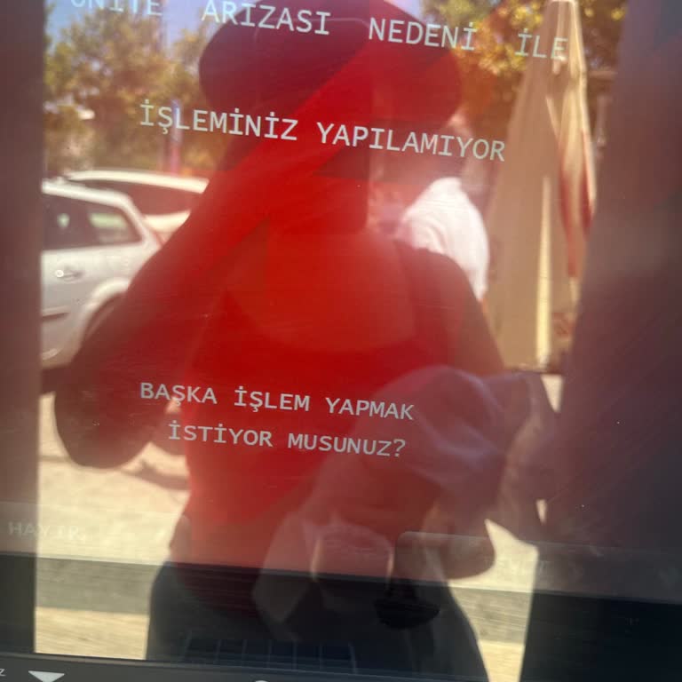 Ziraat Bankası Urla Şubesinde Devlet Ödemesi Gişeden Reddedildi, Müşteri Hizmetleri Yardımsız