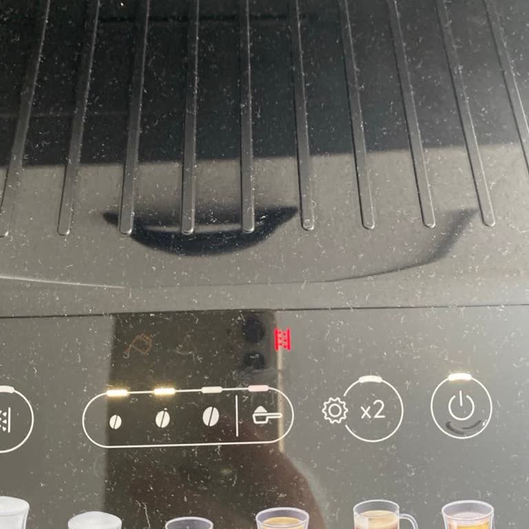 Delonghi Kahve Makinesinde Kırmızı Işık Sorunu Çözülmedi, Destek Hattı Yanıt Vermiyor