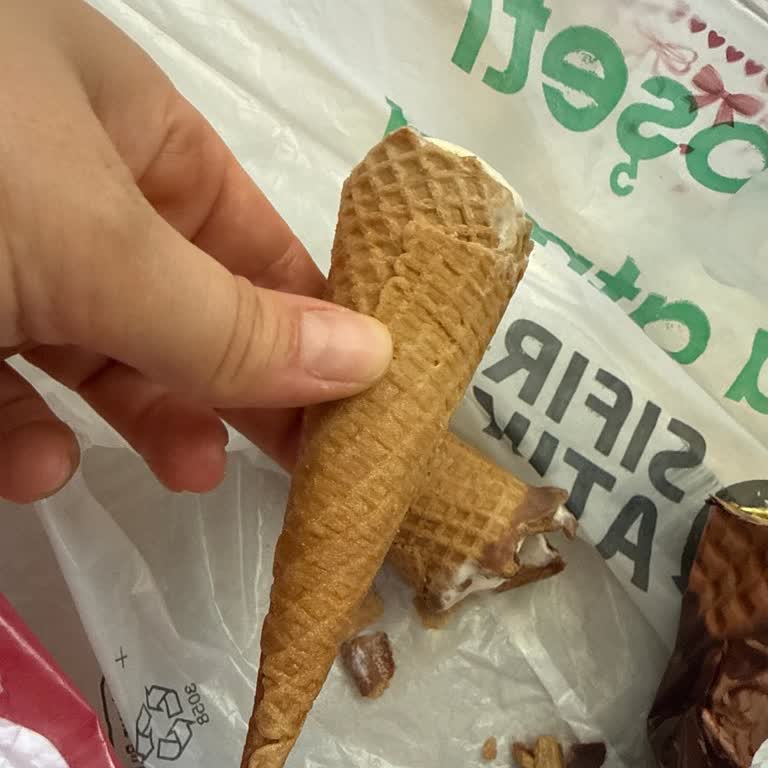Algida Dondurmasının Gofret Kısmı Aşırı Acı, İade Talebim