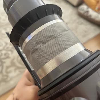 Dyson V12 Detect Slim'de Toz Haznesi Hasarı Ve Ücretsiz Değişim Talebi