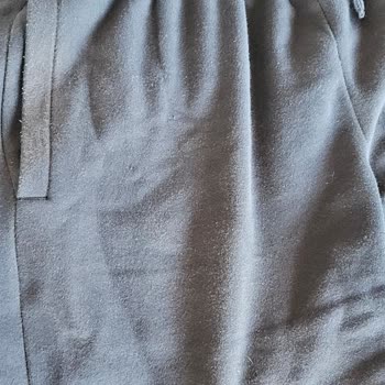 Under Armour Şortta Tüylenme Ve Renk Solması Nedeniyle İade Talebi