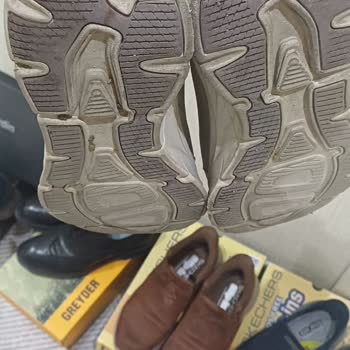 Skechers Astar Yırtılması İçin Üretim Hatası Olmadığı İddiası Ve Değişim Reddi