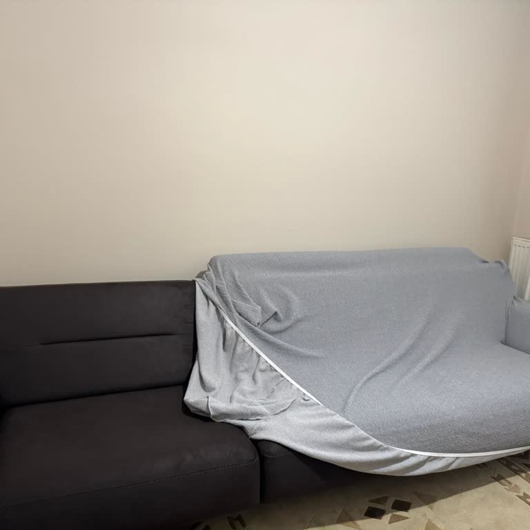 Özel Dikim Sözü Yanıltıldı, Standart Kılıflar Gönderildi Ve İade Reddi