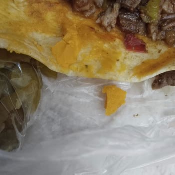 Migros Yemek’ten Donmuş Ve Yağlı Kokoreç Teslimatı Ve Uzun Süre Çözüm Beklemesi
