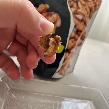 Mantarlı Ceviz İçinde Sağlık Endişesi Ve BİM’den Yanıt Bekleniyor