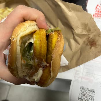 Tıkla Gelsin Üzerinden Burger King Demetevler Şubesinde Hatalı Sipariş Ve Soğuk Ürünler