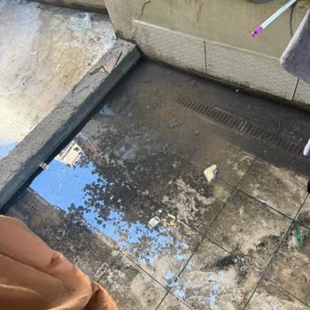 Avcılar’da Kanalizasyon Taşması Ve Zehirli Kokuya Karşı Acil Çözüm Talebi