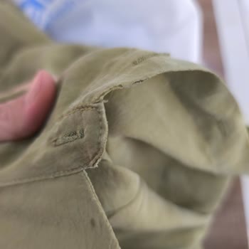 LCW Mağazasından Aldığım Gömlek Manşetleri Yırtıldı Ve Mağaza Sorumsuz Davrandı