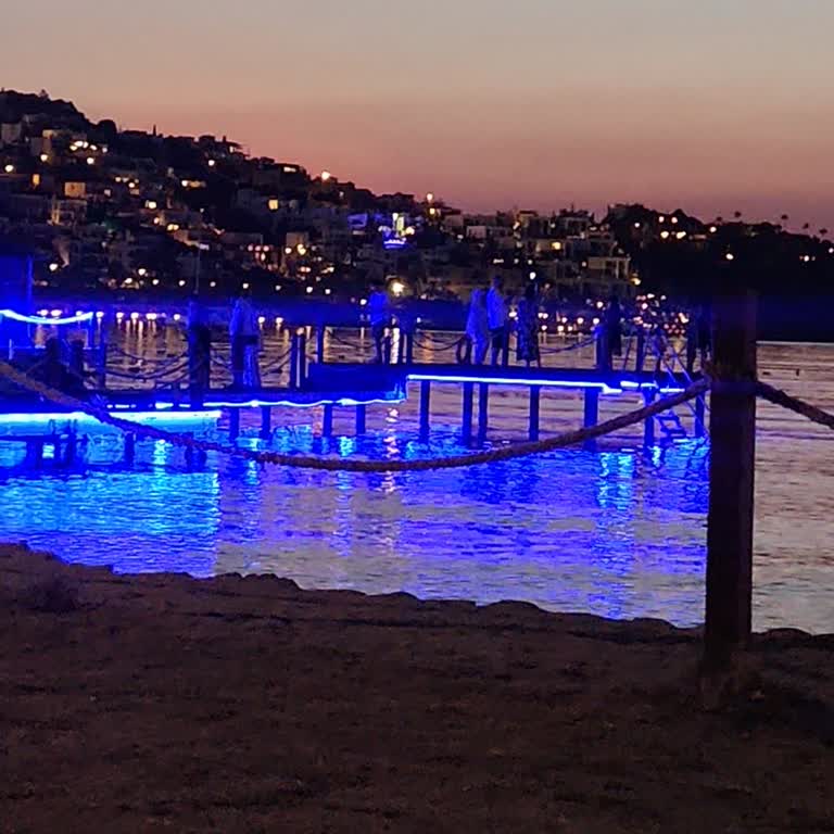 Golden Age Bodrum Sahilde Görev Yapan Bir Güvenlik Görevlisinin Tavrı