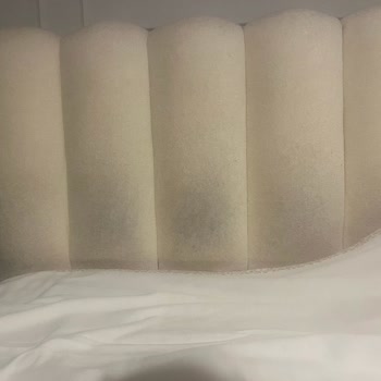 Garanti Kapsamındaki Karyola Başlığı Siyah Lekeler İçin Ücretsiz Onarım Talebi