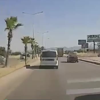 Gediz Elektrik Perakende Özel Şirket Aracı İle Vatandaşa Rahatsızlık Verme