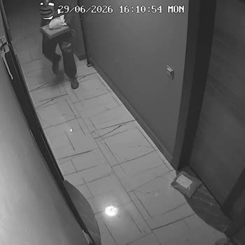 Kuryenin Paketi Zarar Vermesi Yetersiz İade Ve Tam Ücret İade Talebi