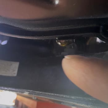 Yağ Kaçağı Giderilmedi Ve Servis İlgisizliği Zaman Kaybına Neden Oldu
