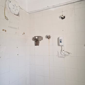 Montaj Dahil Termosifona 2500 TL Keşif Ücreti Talebi Ve Kaba İletişim