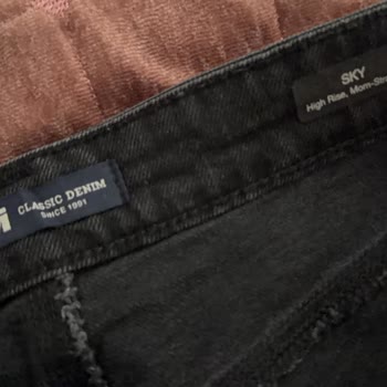 Mavi Jeans'de Renk Solması Ve İç Yırtık Garantiden Çözüm Talebi