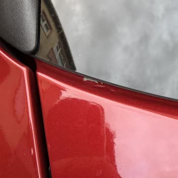 Hyundai Kona’da Boya Atması Sorunu Garanti Kapsamında Kalıcı Olarak Giderilmelidir