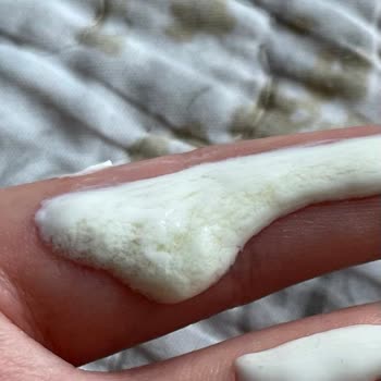 Bioderma Photoderm Spot SPF 50+ Ürünün Bozulmuş Kokusu Ve Kıvamı