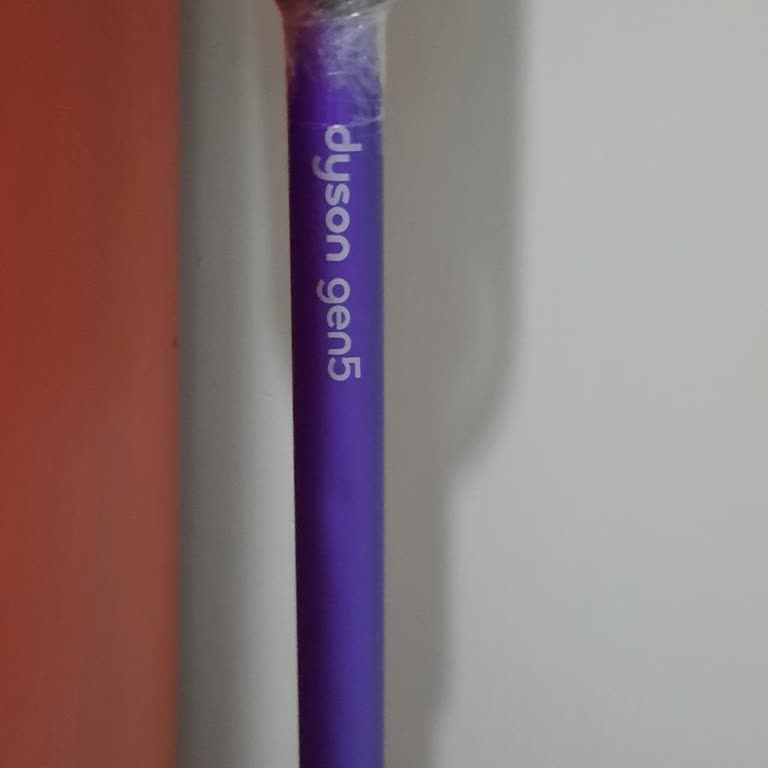 Dyson Gen5 Süpürge Borusu Kırıldı, Garanti Değişimi Reddedildi