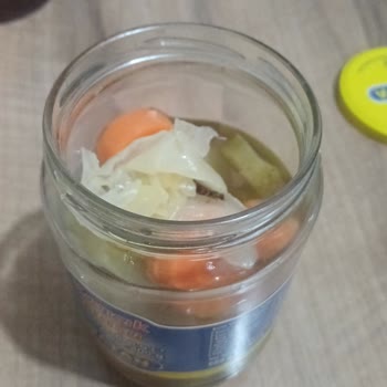 Şok Market Turşu Kavanozunda Böcek Tespiti Ve Sağlık Riski