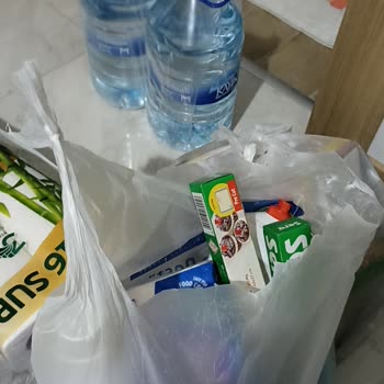 Hasköy Şubesindeki Dayanıksız Poşetler Ürün Hasarı Ve Güvenlik Riski Oluşturuyor