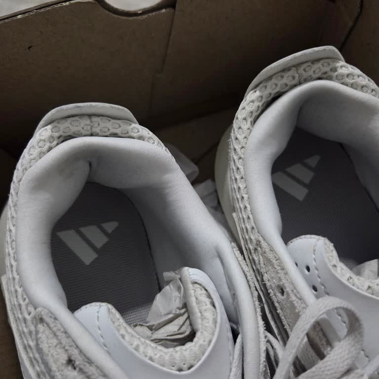 Adidas Ayakkabısındaki Hızlı Arka Bilek Kırılması Ve Üretim Hatası Reddi Şikayeti