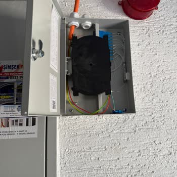 Kocaeli Darıca'da Fiber Kutusu Olmasına Rağmen İnternet Hizmeti Alınamıyor