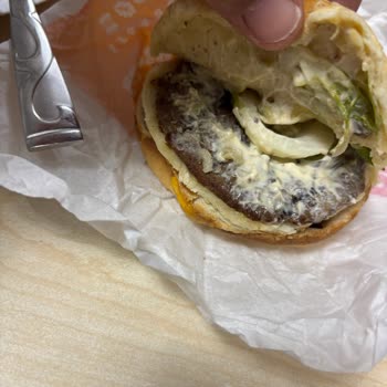 Soğuk Ve Yanlış Gönderilen Burger King Siparişi