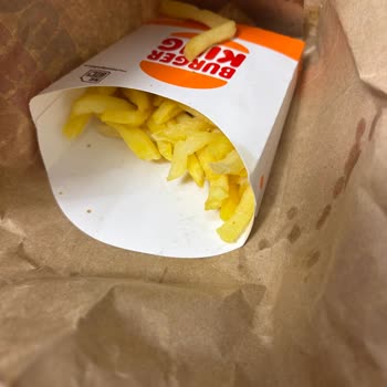 Soğuk Ve Yanlış Gönderilen Burger King Siparişi