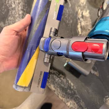 Dyson V15 Hortumu Kendi Kendine Yırtıldı Garanti Reddedildi