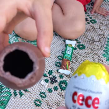 Cece Sürpriz Yumurtada Oyuncak Yok, Fiş Alınmadı, İade Talep Ediyorum