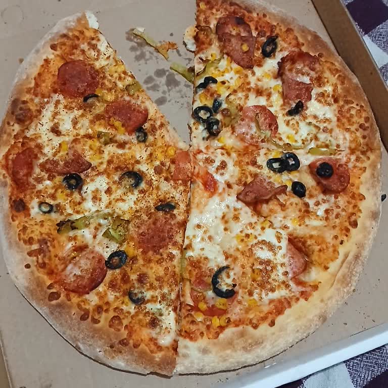 Kampanyalı Büyük Boy Pizza Sadece Hamur, Tam İade Talebi
