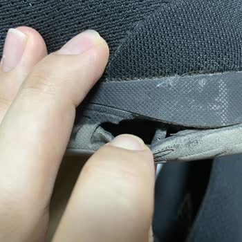 Skechers Yürüyüş Ayakkabısının Tabanda Hızlı Parçalanması Ve Garanti Kapsamında Değişim İsteği