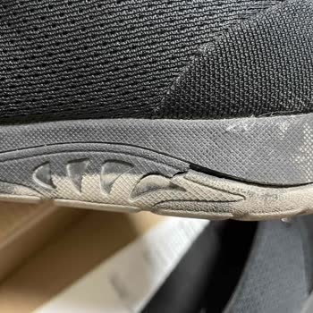 Skechers Yürüyüş Ayakkabısının Tabanda Hızlı Parçalanması Ve Garanti Kapsamında Değişim İsteği