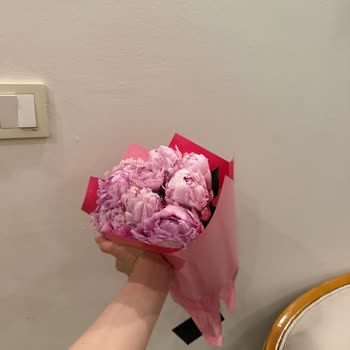 Lilyana Flowers’ta Görüntüyle Uyuşmayan Çürük Buket Ve İade İhmali