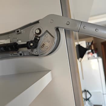 Samet Mutfak Dolabı Gazlı Piston Basınç Kaybı Ve Ücretsiz Parça Değişimi