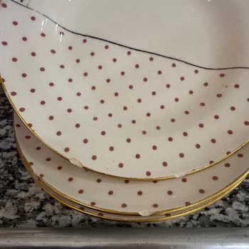 Seramik Yemek Seti Kırıldı, Ücret İadesi Talebi
