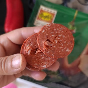 Beşler Piliç Sucukta Sert Plastik Yabancı Madde Bulunması Sağlık Riski