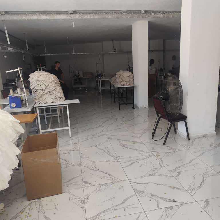 Dicle Elektrik'in Kesintileri Tekstil Atölyemizde Üretimi Felç Ediyor