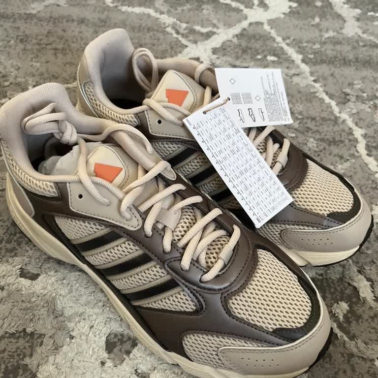 Yanlış Renk Gönderilen Adidas Ayakkabıda Fiyat Farkı Ve Değişim Talebi