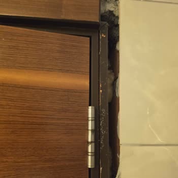 Bera Alanya Hotel Banyodaki Aynanın Kırık Olması
